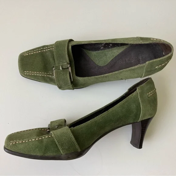 AEROSOLES | Shoes | Aerosoles Road Snap Shoes Buckle Olive Green Suede  Vintage Pumps | Poshmark